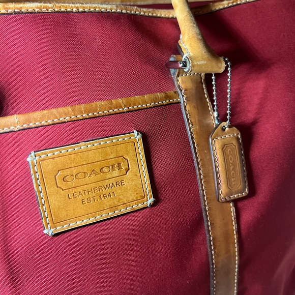 🍎Coach Red and Tan Large vintage travel Tote Bag🍎 - Picture 3 of 10